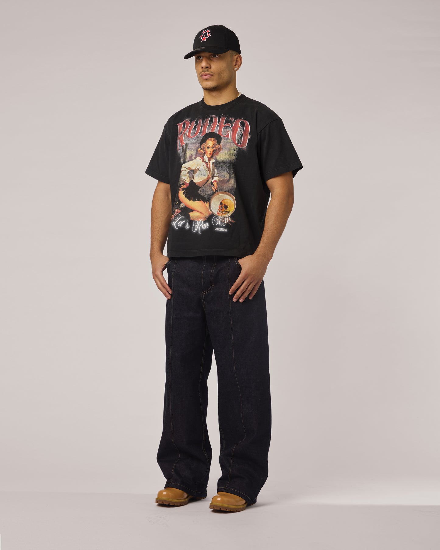 DIRTY DIANA TEE